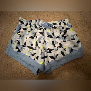 Youth Girls UA shorts